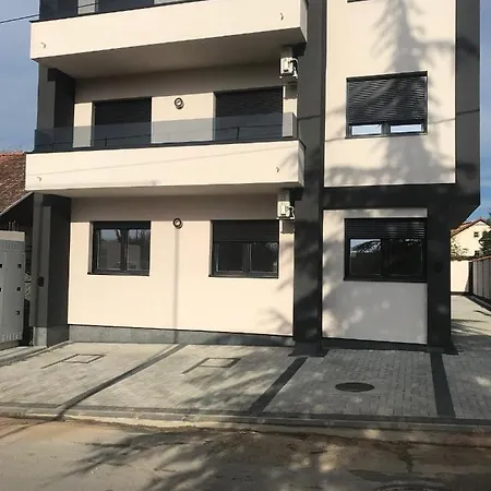 Apartment Park Lux